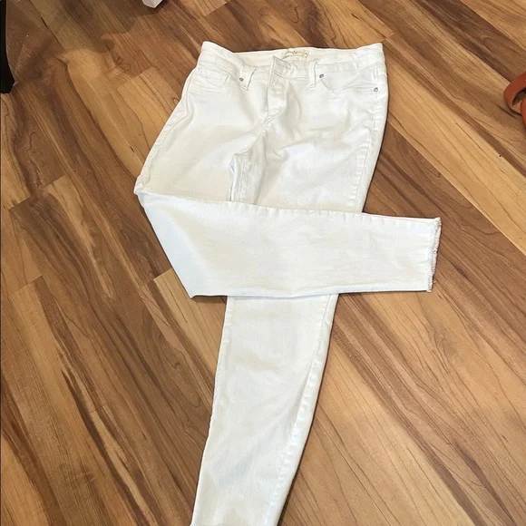 Jessica Simpson White Skinny Jeans - Picture 1 of 6